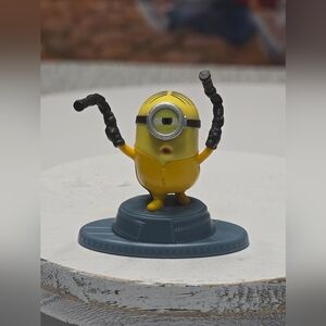 2019 Mattel Minions: The Rise of Gru Micro Collection Stuart Figure Read Details